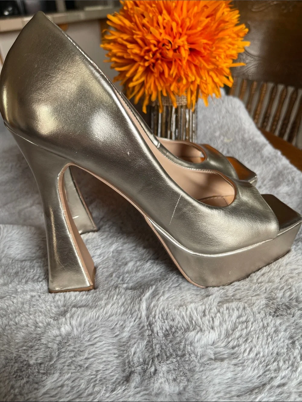 Qupid Metallic Gold Peep-Toe Platform Heels